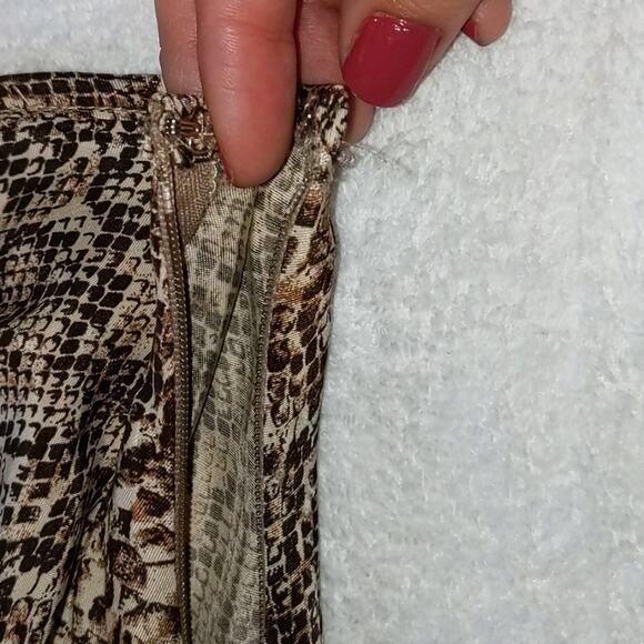 ABS by Allen Schwartz Off 5th Snake Print Pointed Skirt Size 10 - Picture 9 of 11